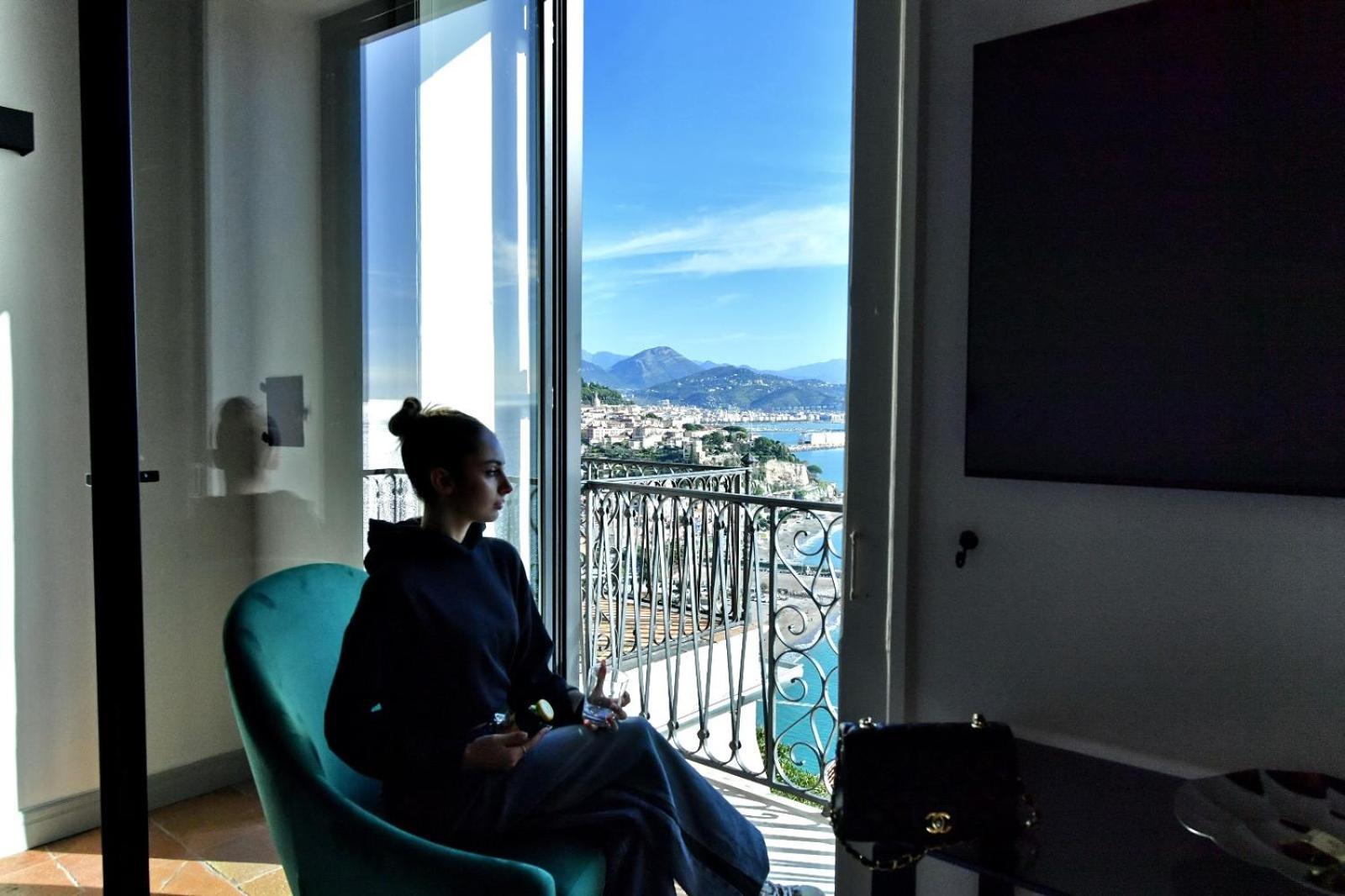 In Costa Relais & Luxury Suites Vietri Exteriör bild