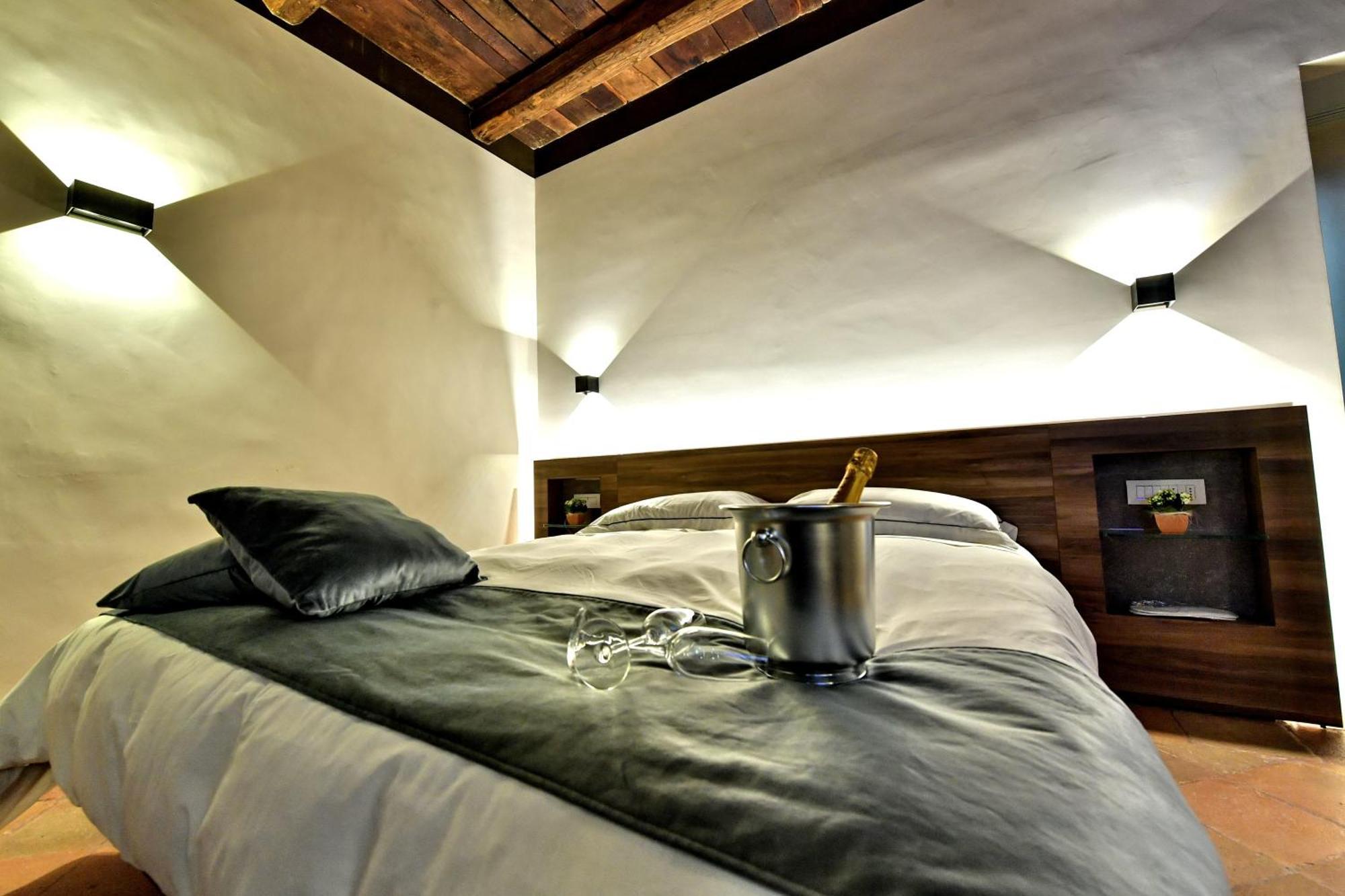 In Costa Relais & Luxury Suites Vietri Exteriör bild