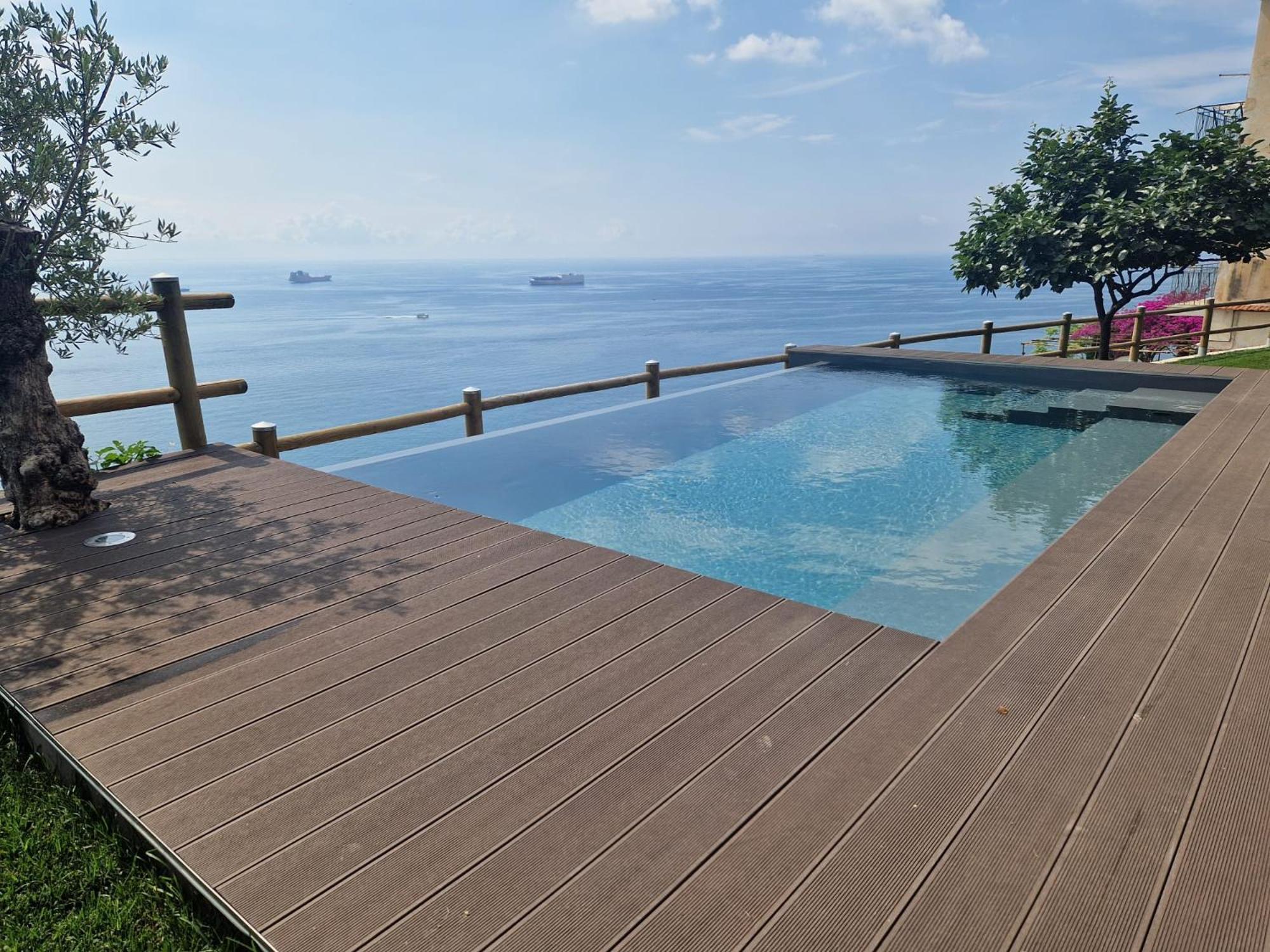 In Costa Relais & Luxury Suites Vietri Exteriör bild